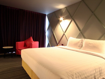 Thailand, Bangkok, The Heritage Bangkok Silom